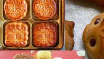 Moon cakes