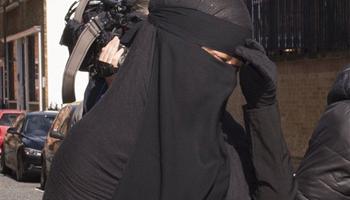 Women in Muslim veils