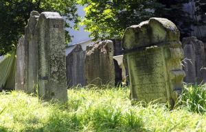 ancient jewish tombstones